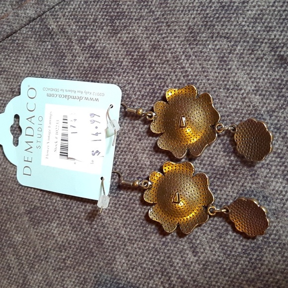 🆕Kelly Rae Roberts Boho Bronze Flower Earrings NWT - Picture 3 of 3